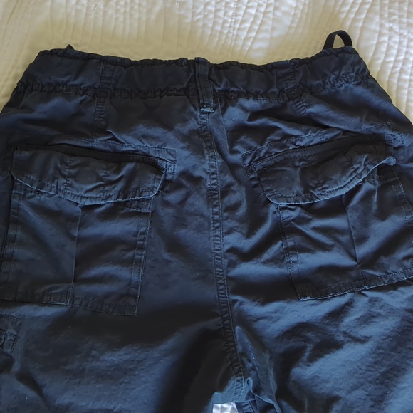 Club Monaco Cargo Shorts - Picture 4 of 5